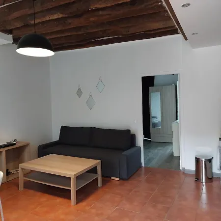 Apartment Ground Floor In Villiers-le-Bacle