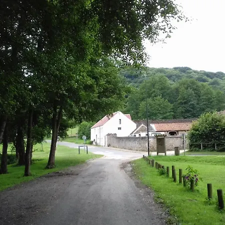 Ground Floor In Villiers-le-Bacle